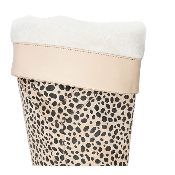 Journee collection Kyllie animal boots - Picture 2 of 8